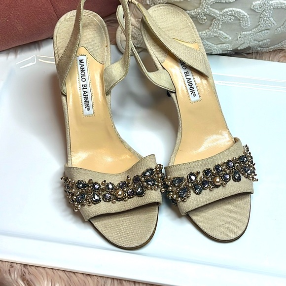 MANOLO BLAHNIK JEWELED HEELS - Picture 1 of 10